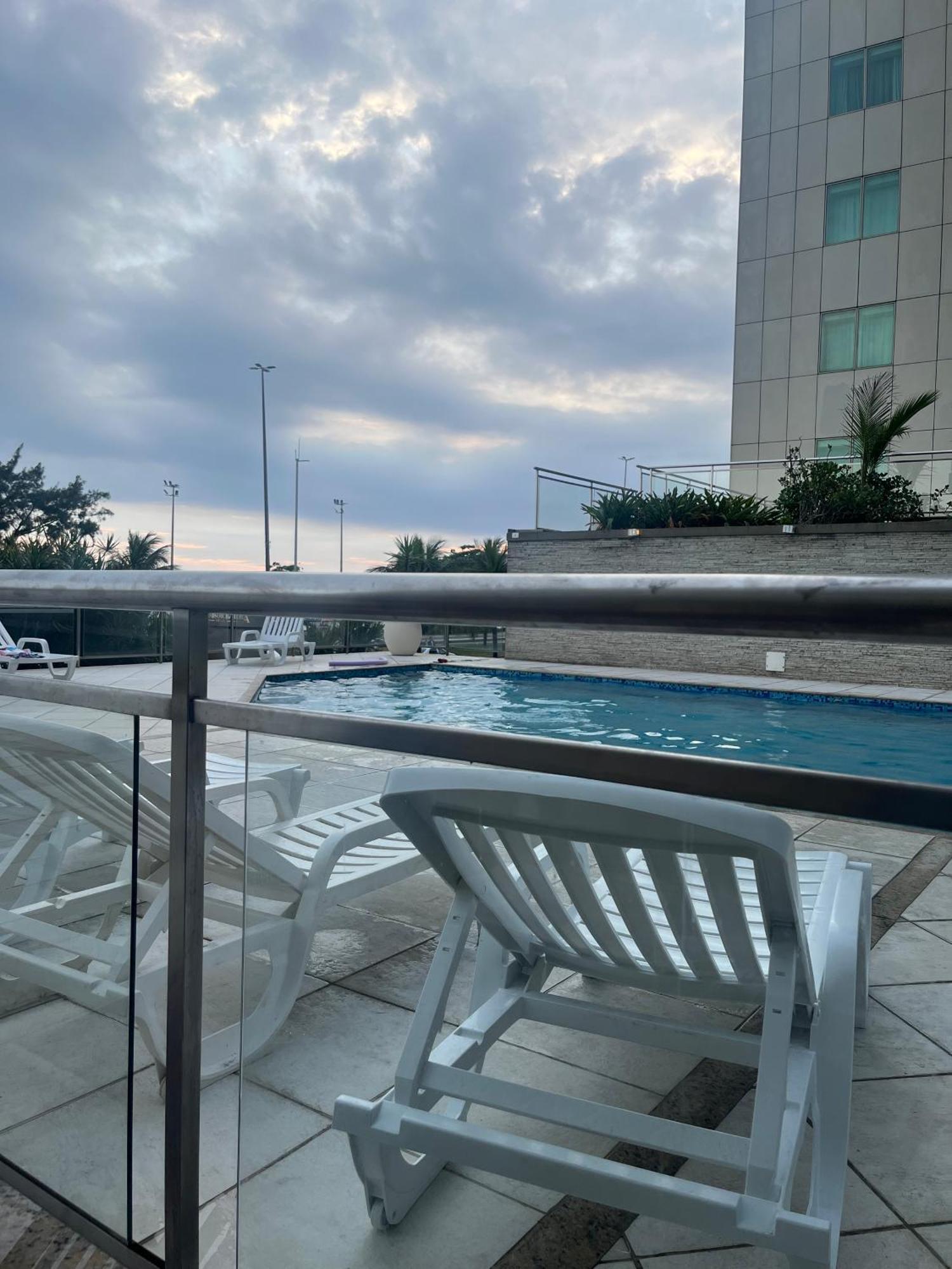 Apto Barra Da Tijuca Frente Pro Mar Рио де Жанейро Екстериор снимка